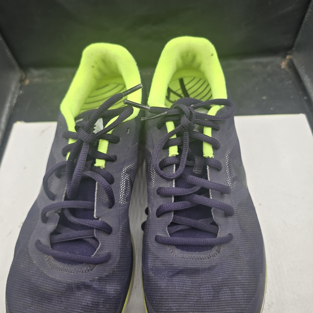 Nike Black and Bright Yellow‎ Athletic Shoes